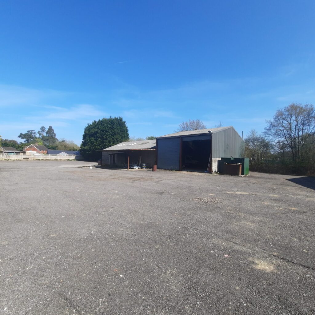 Leonards Turf Farm - Copthorne - West Sussex - RH7