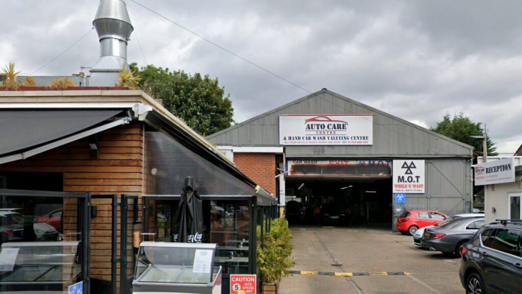 Maidenhead Road - Windsor - Berkshire  - SL4