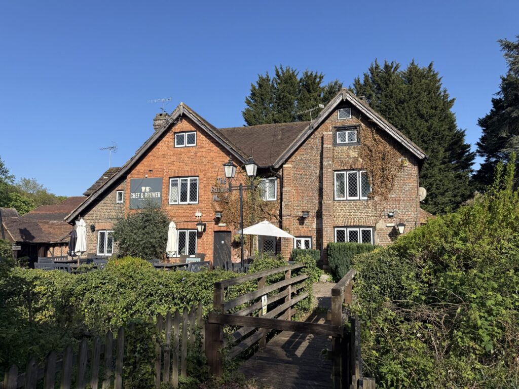 Gatwick Manor, London Road Crawley, RH10 9ST